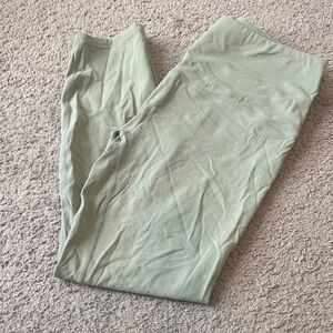 Varley Light Green Leggings